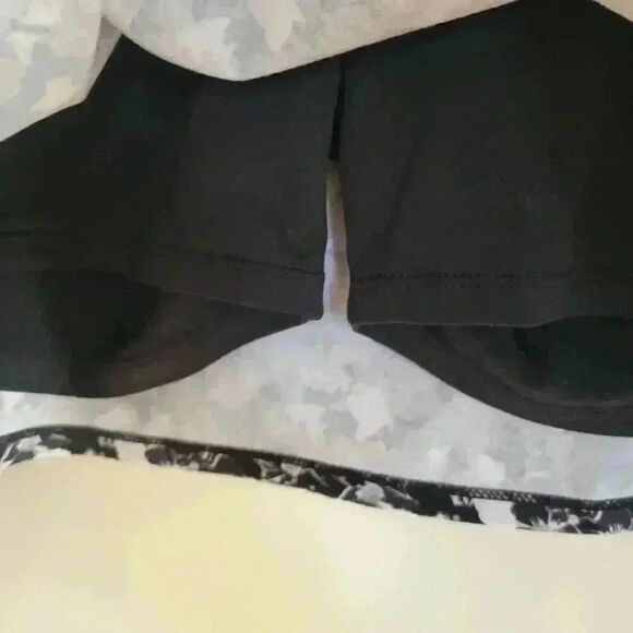 Tranquility by Colorado Women's Black & White Floral Poly/Spandex Active Skirt S - Picture 6 of 13